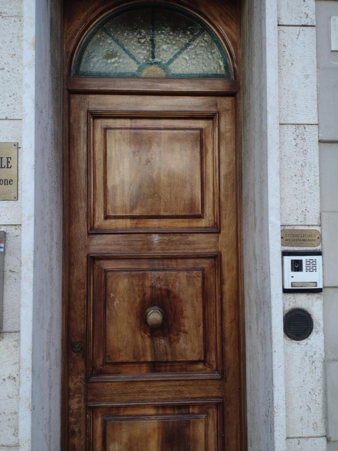 Mazzini Affittacamere Viareggio Bagian luar foto
