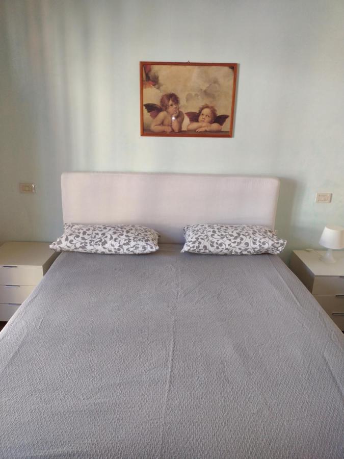 Mazzini Affittacamere Viareggio Bagian luar foto
